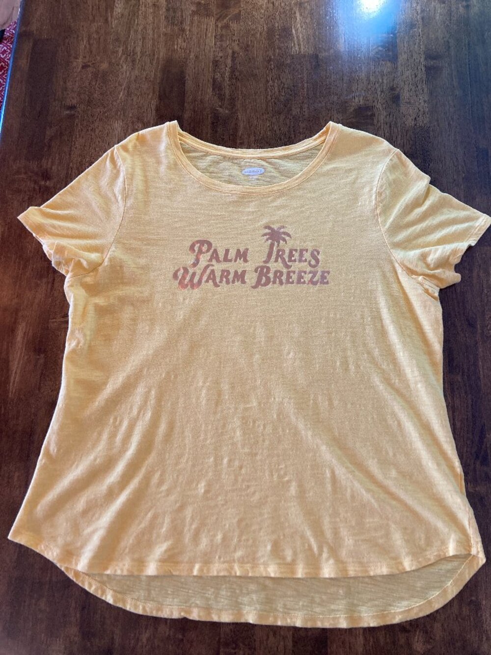 Old Navy Short Sleeve Crew Neck Graphic T-Shirt for Women Yellow Size XL NWOT!